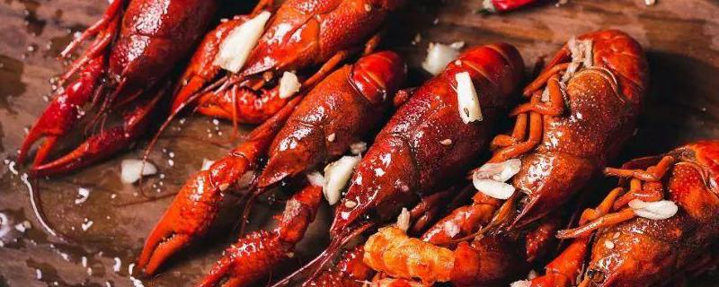 小龙虾碰到天气回暖的情况，养殖户到底应该怎样预防青苔生长