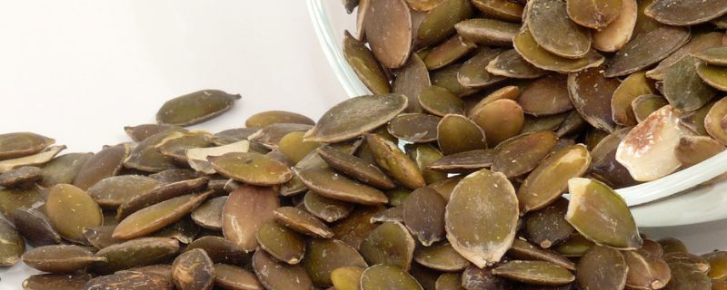 瓜子究竟属不属于坚果类，它的具体种类有哪些，长期食用有哪些身体坏处