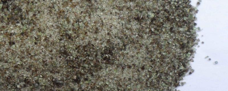 钙镁磷肥的具体使用特点和注意事项，提醒钙镁磷肥用量一定要适当