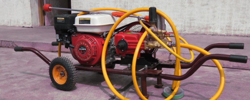 究竟该如何正确操作担架式喷雾机，使用过程中的八大关键注意事项有哪些