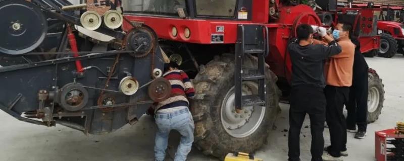 联合收割机应该如何保养，存放的地点务必要保持干燥通风