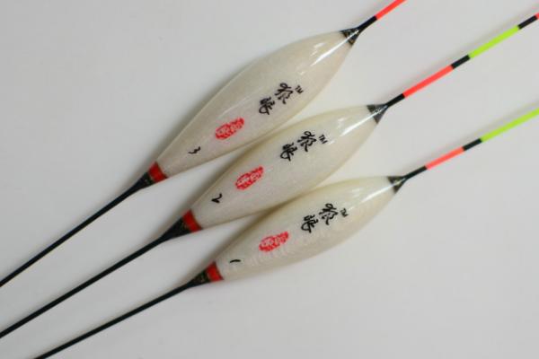 浮漂上面有没有字母和数字,主要取决于商家有没有标注