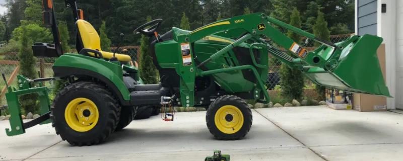 拖拉机排气管冒烟应该怎么解决，首先要找准故障原因