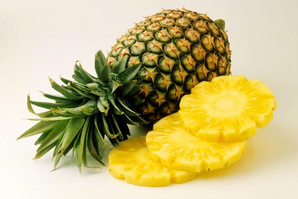 菠萝咕噜肉能不能用凤梨代替