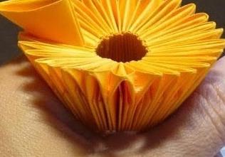 纸菠萝折法步骤(图解)