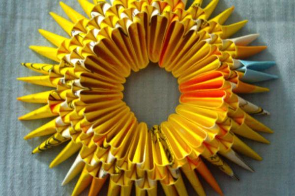 纸菠萝折法步骤(图解)