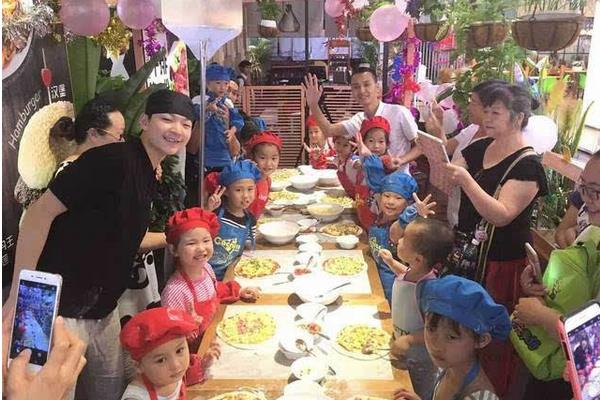 打破传统生意“套路” 学学这些创意吧!