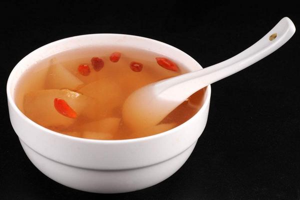 冰糖炖梨用什么冰糖