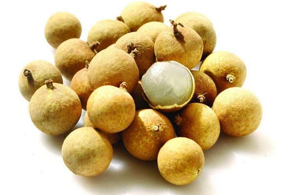 龙眼和桂圆的区别?龙眼不能和哪些水果一起吃?