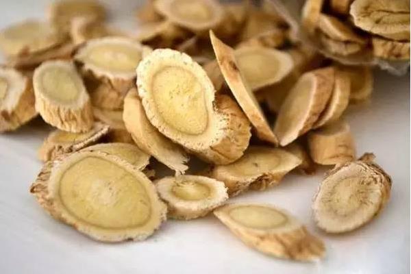 黄芪什么时候采收比较好?