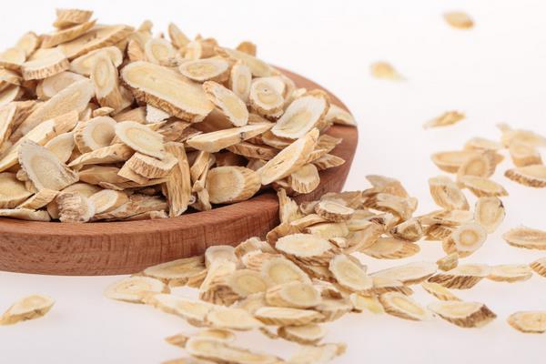 黄芪什么时候采收比较好?