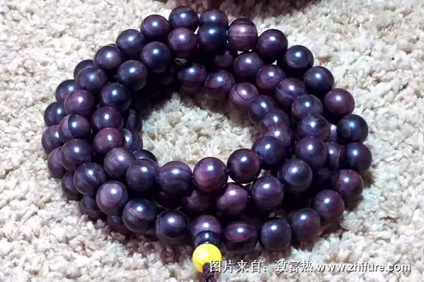 紫油梨和红油梨的区别是什么