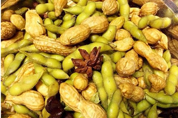花生毛豆能一起煮吗