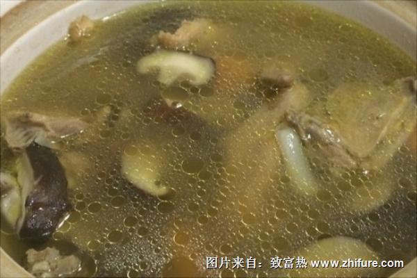 孕妇术后鸽子汤怎么炖最营养?