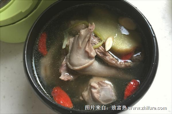 哪些人不能喝鸽子汤？