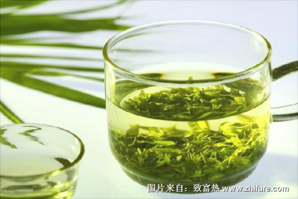 养鱼水浇花好吗?