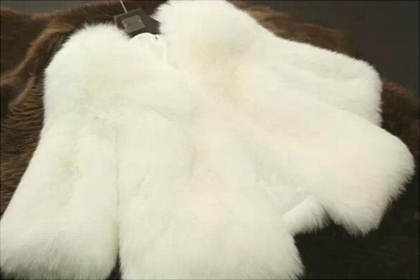 獭兔毛皮草怎么清洗?