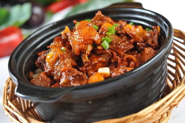 肉鸡喂什么增重快?