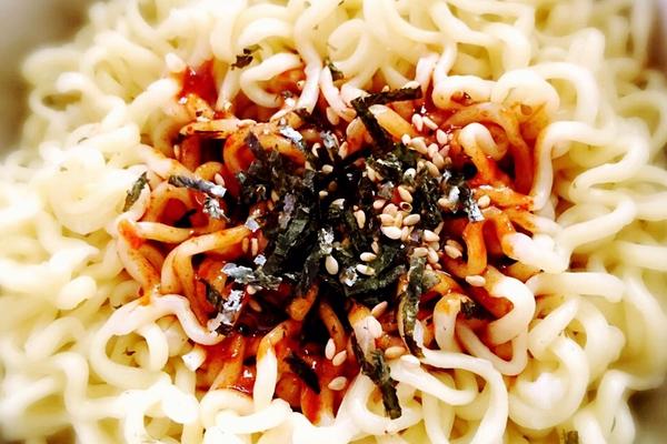 火鸡面和方便面的区别是什么?