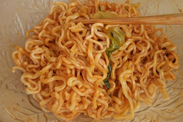 火鸡面的特点，三养火鸡面是怎么流行起来的？