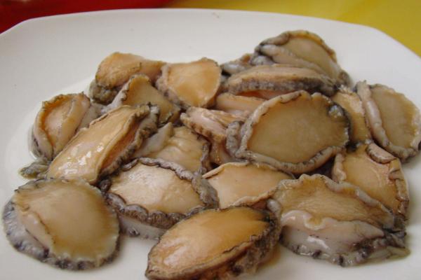 鲍鱼怎么清洗干净?