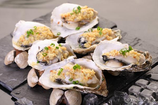 鲍鱼和生蚝的区别是什么?