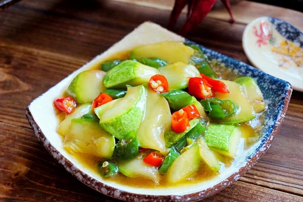 炒熟的西葫芦会致癌，是真的吗？