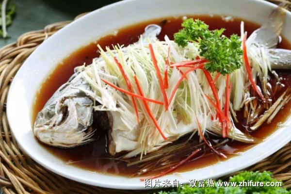 白鲢鱼刺多吗？