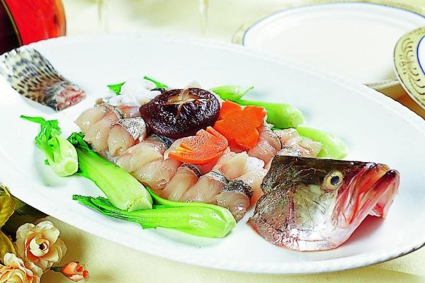 桂鱼吃什么饲料?