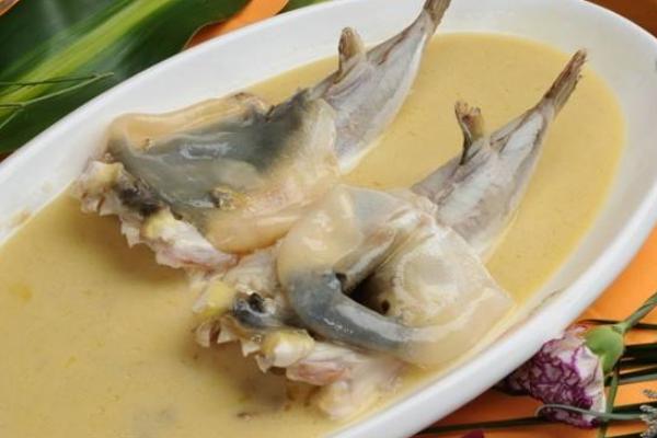 吃河豚中毒后的症状是什么?