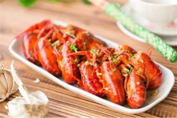 小龙虾怎么吃?
