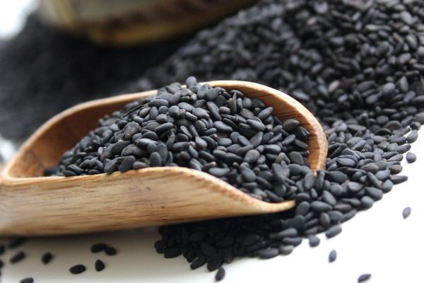 生芝麻和熟芝麻的区别是什么?