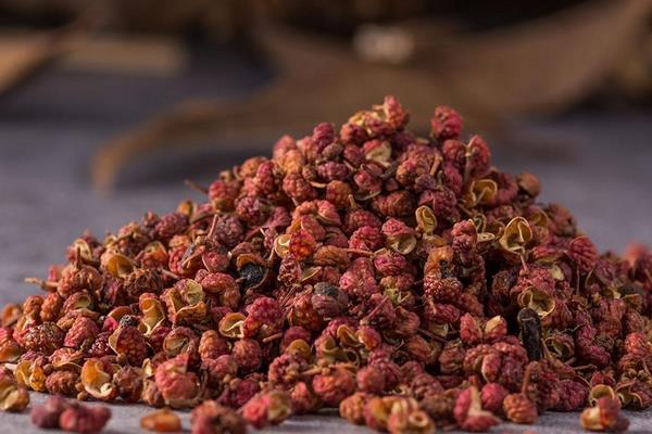 花椒什么时候采摘?