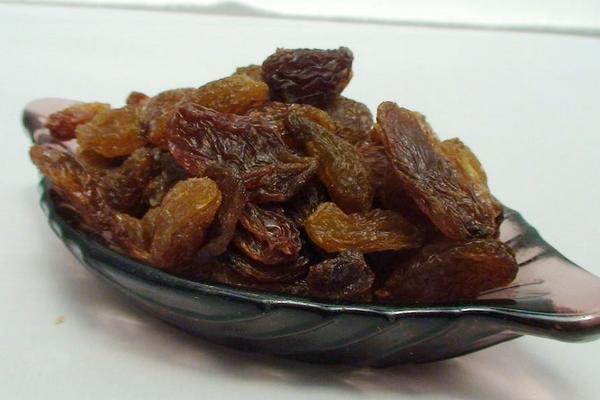 紫葡萄干的功效与作用及禁忌