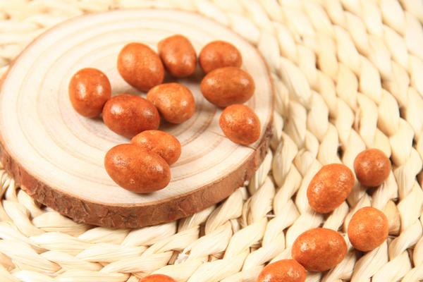 鱼皮花生是油炸的吗?