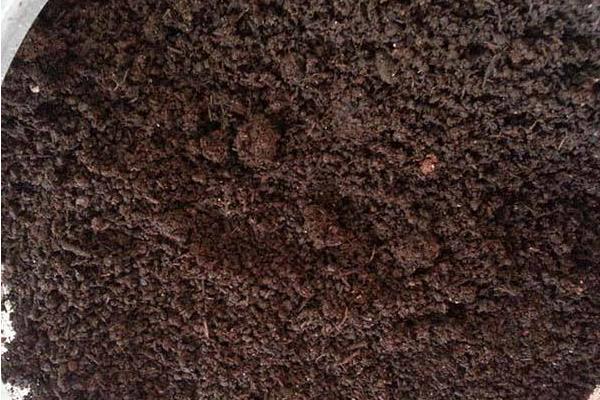 蚯蚓粪多少钱一吨