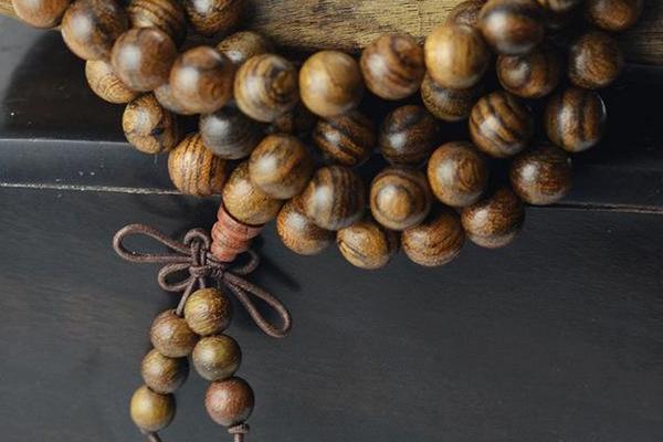 黄连木手串市场价格多少钱一串  木手串种类