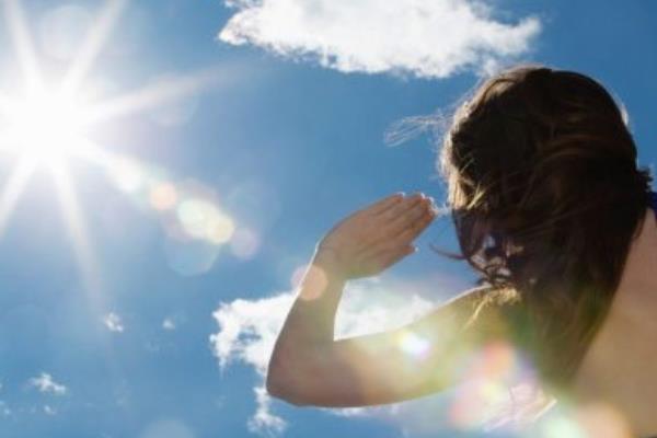 夏季钓鱼技巧(南方、北方) 夏天钓鱼用什么饵