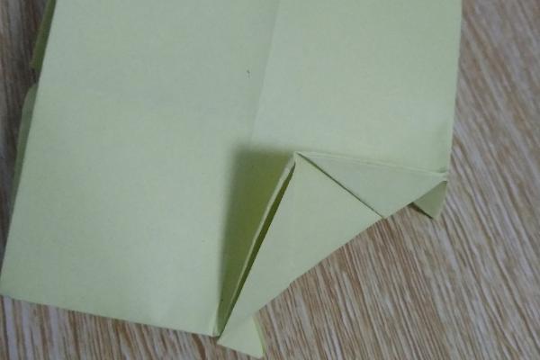 水仙花简笔画怎么画(图解步骤) 水仙花怎么折