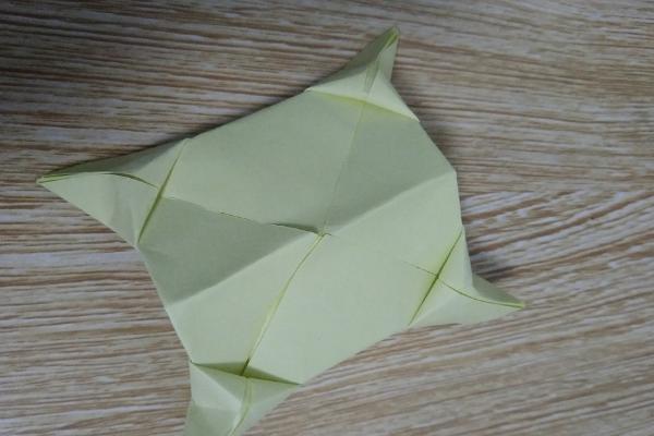 水仙花简笔画怎么画(图解步骤) 水仙花怎么折