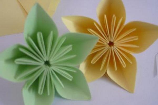 水仙花简笔画怎么画(图解步骤) 水仙花怎么折