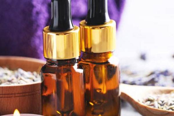 迷迭香精油能生发吗 迷迭香精油的使用方法