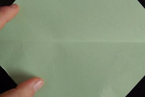 郁金香怎么折(图解步骤) 郁金香简笔画步骤教程