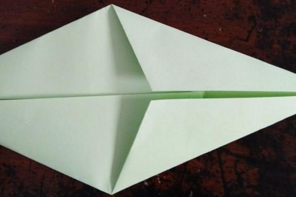 郁金香怎么折(图解步骤) 郁金香简笔画步骤教程