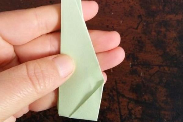 郁金香怎么折(图解步骤) 郁金香简笔画步骤教程