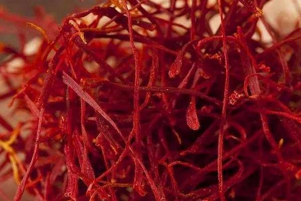 喝藏红花能去黄褐斑吗 藏红花怎么挑选