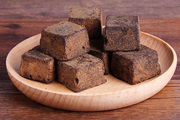 甘蔗糖和红糖的区别是什么 甘蔗糖的功效和作用