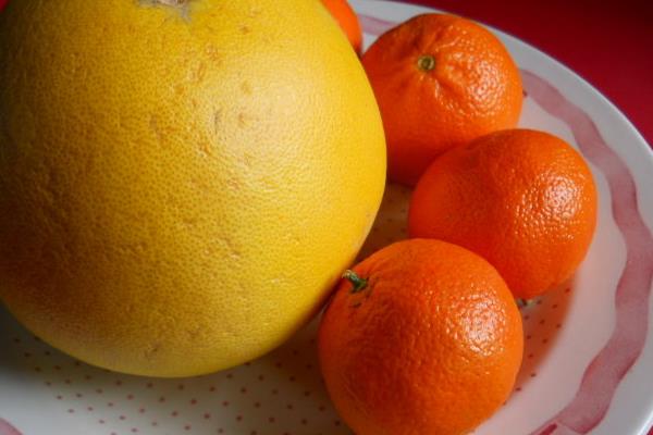 葡萄柚是西柚吗 葡萄柚和西柚的区别是什么