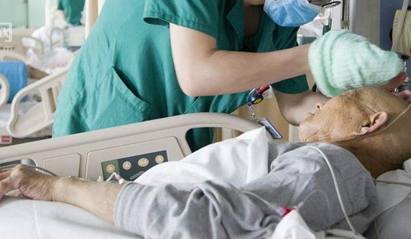 梦见自己死而复生是什么意思 女人梦到自己死了又活了有什么预兆