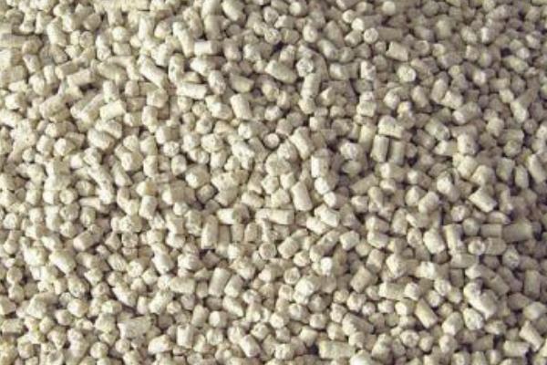 肉鹅的养殖技术与注意事项 肉鹅的饲料配方